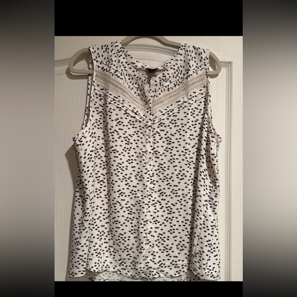 Ann Taylor sleeveless button blouse XXL